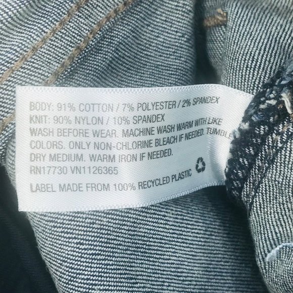 Isabel Maternity Women's Size 4 Crossover Panel Bermuda Blue Denim Short New - Picture 6 of 16